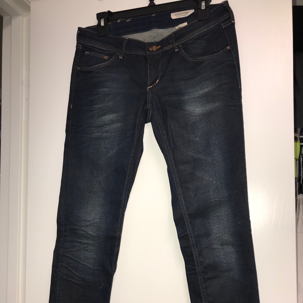 H&M SUPER SKINNY JEANS